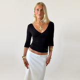EDDA V-NECK 3/4 SLEEVE TOP IN BLACK