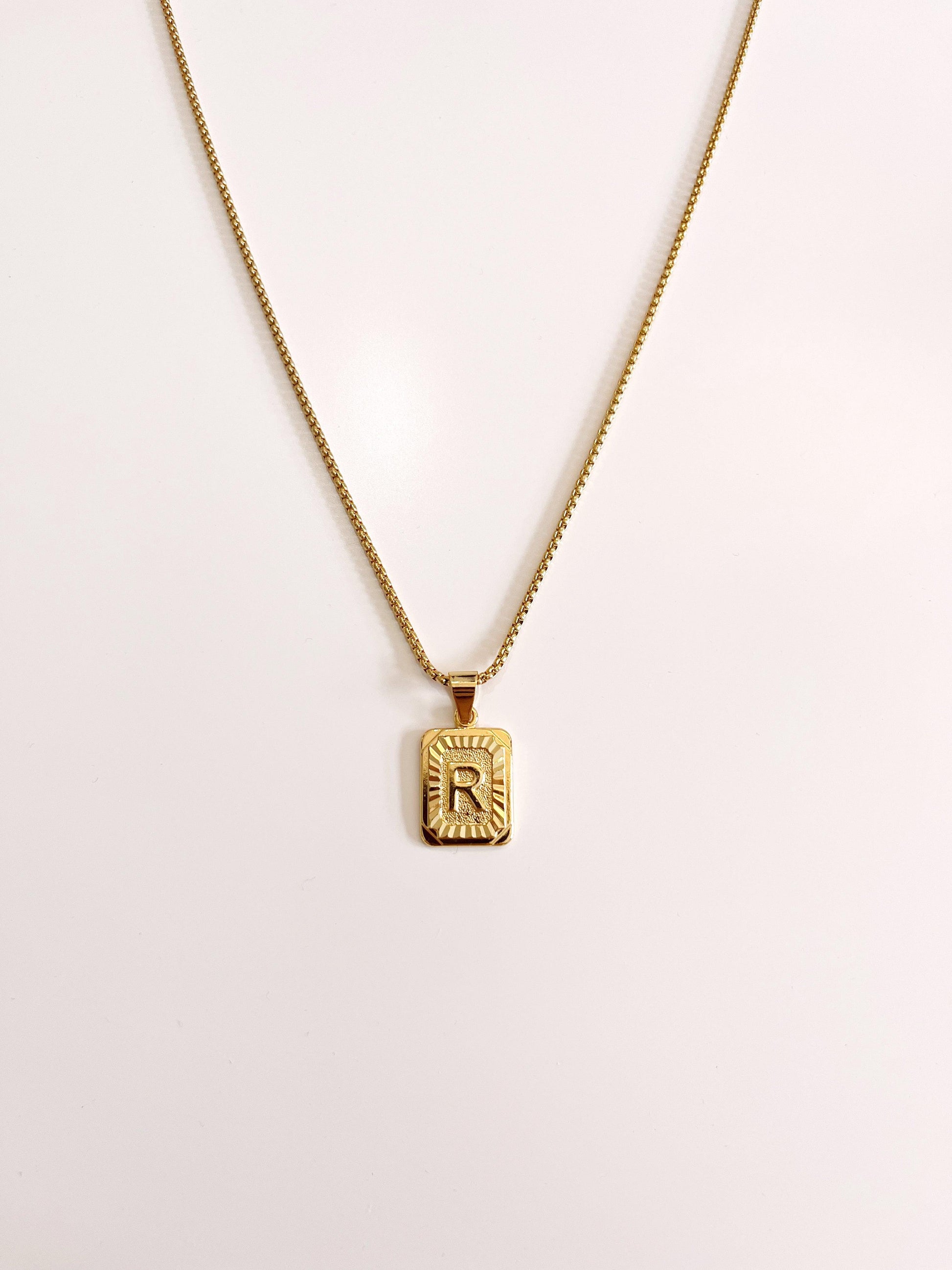 ALICE INITIAL NECKLACE