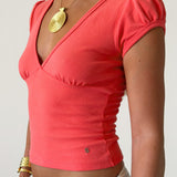 TILDE RUCHED SLEEVE V NECK TOP IN CORAL - scandivv