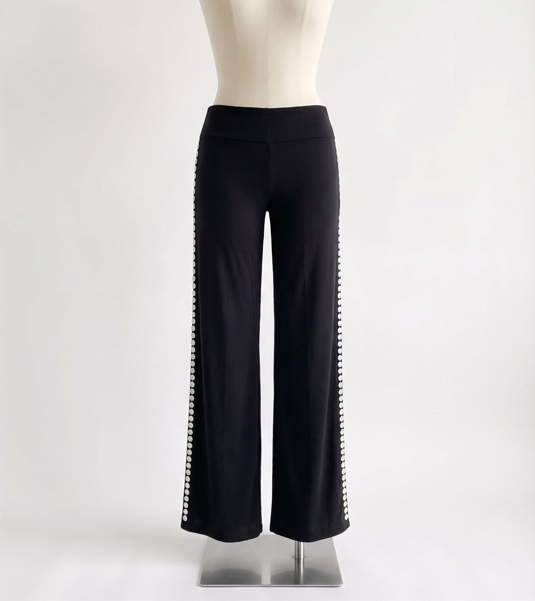 MAEVE SHELL BUTTONS PANTS IN BLACK - scandivv