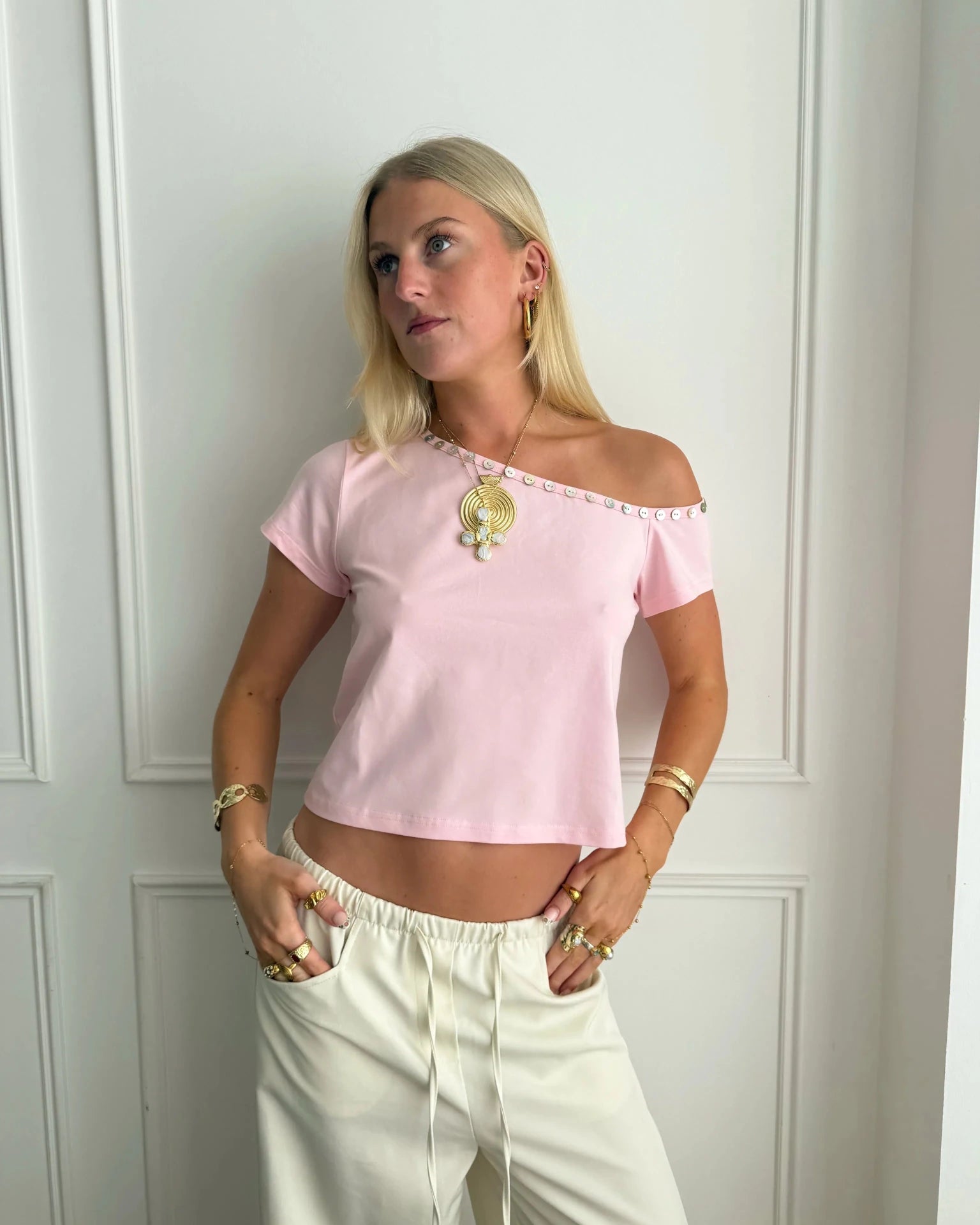 PREORDER - ADA TOP WITH SHELL BUTTONS IN PINK - scandivv