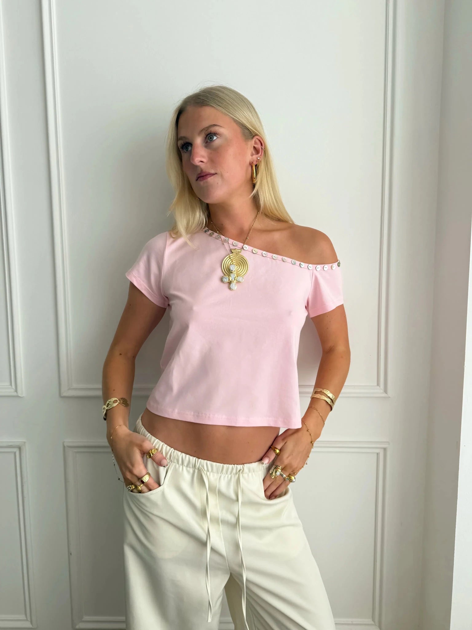 PREORDER - ADA TOP WITH SHELL BUTTONS IN PINK - scandivv