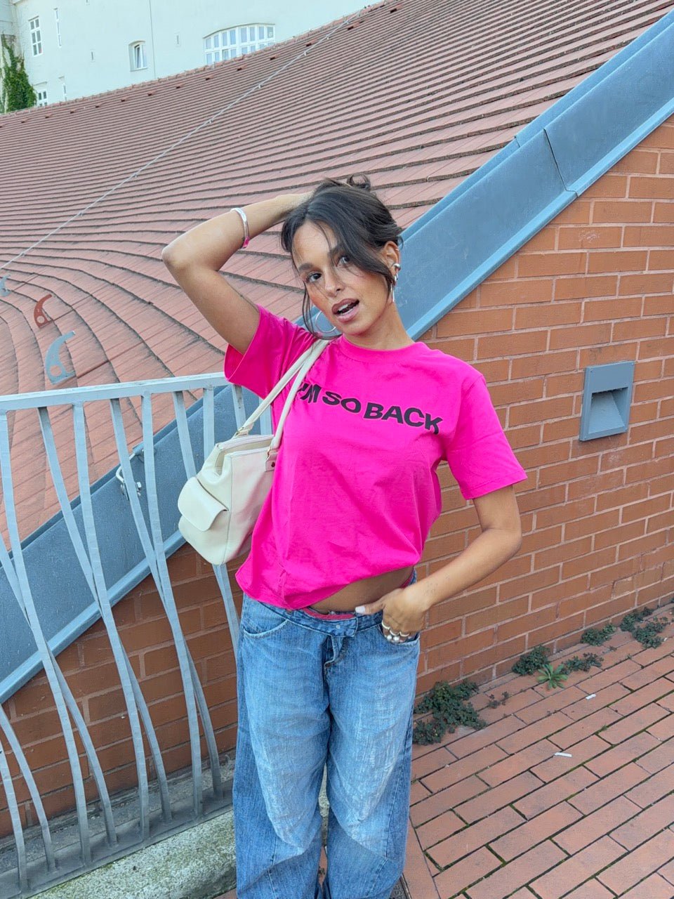 I'M SO BACK GRAPHIC TEE - scandivv