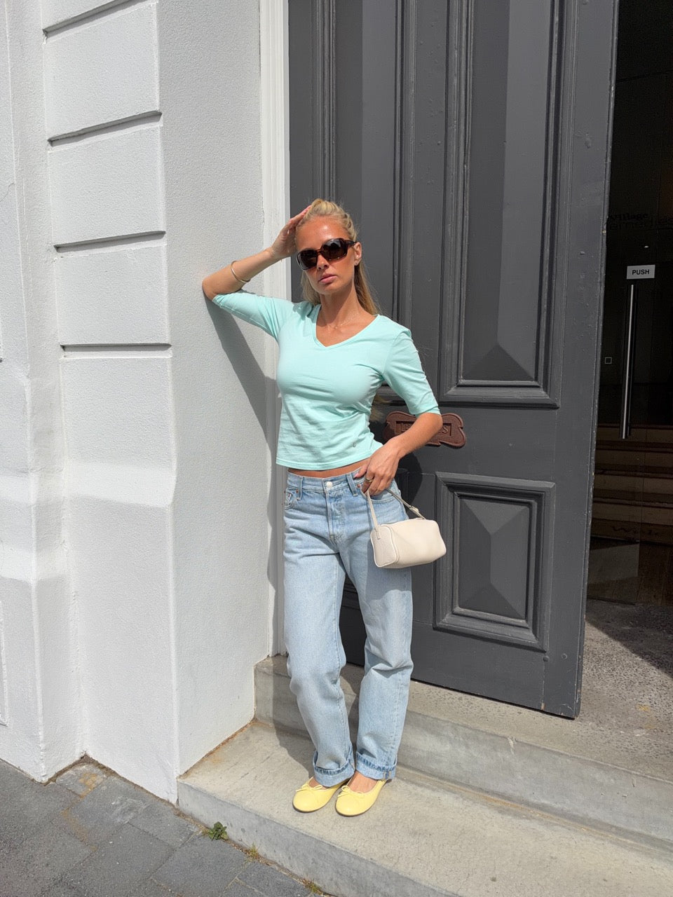 SUUS V-NECK 3/4 SLEEVE TOP IN AQUA - scandivv