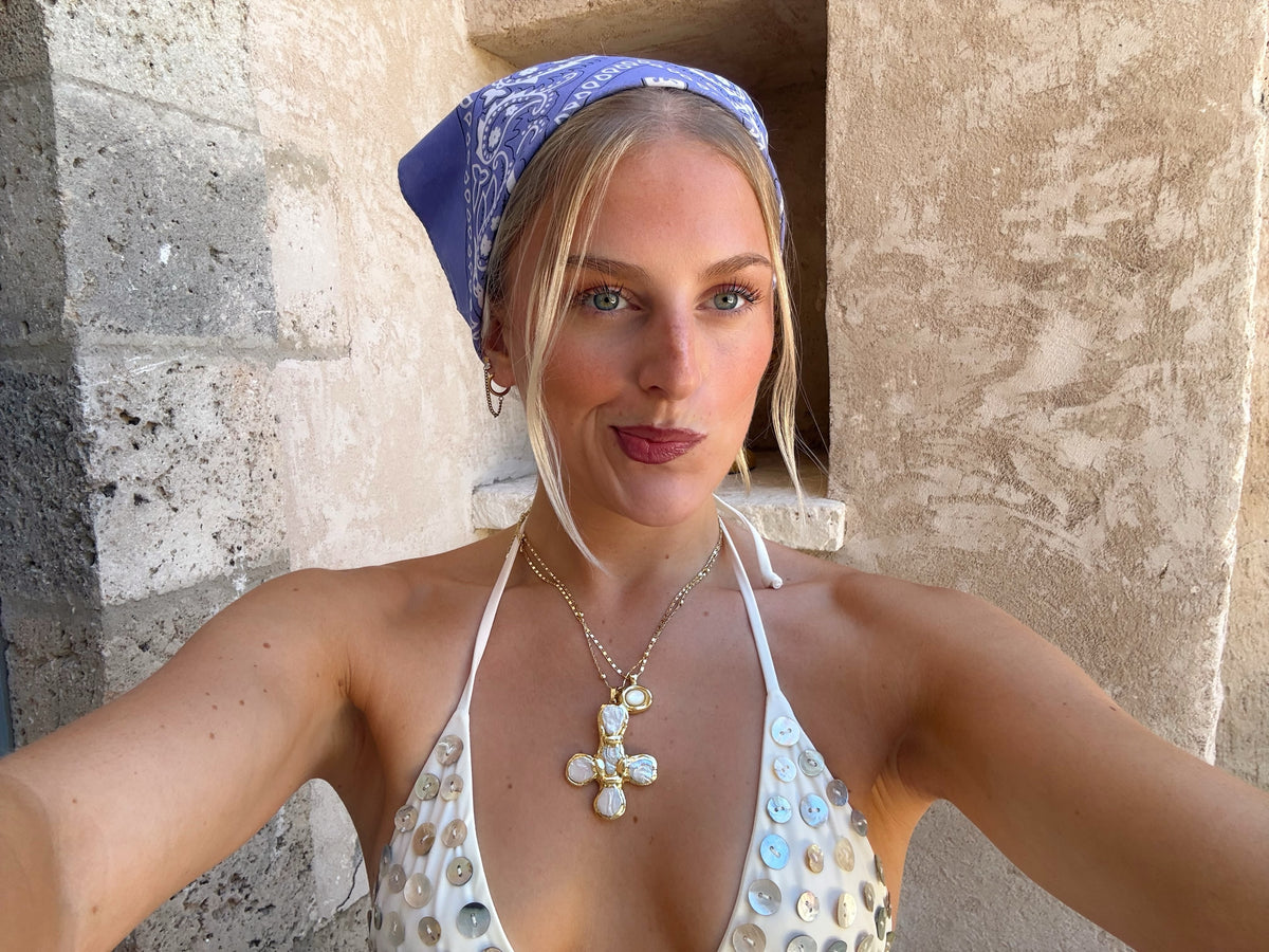 Robin, founder of Scandivv, wearing jewelry