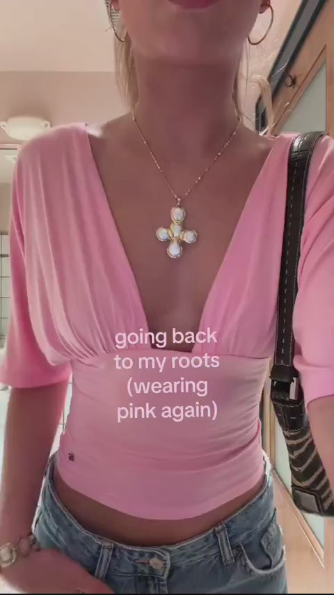Community UGC row 432: LISE NECKLACE, ANNA DEEP V DRAPED SLEEVE TOP IN PINK