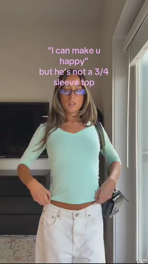 Community UGC row 805: SUUS V-NECK 3/4 SLEEVE TOP IN AQUA