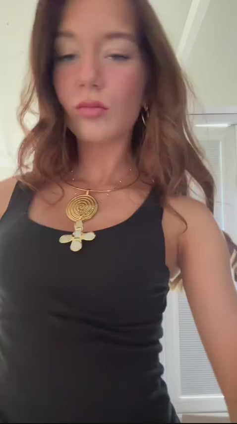 Community UGC row 372: JUUD NECKLACE, LISE NECKLACE