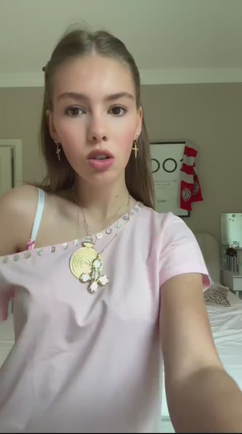 Community UGC row 352: ADA TOP WITH SHELL BUTTONS IN PINK, BOBBI NECKLACE, LISE NECKLACE