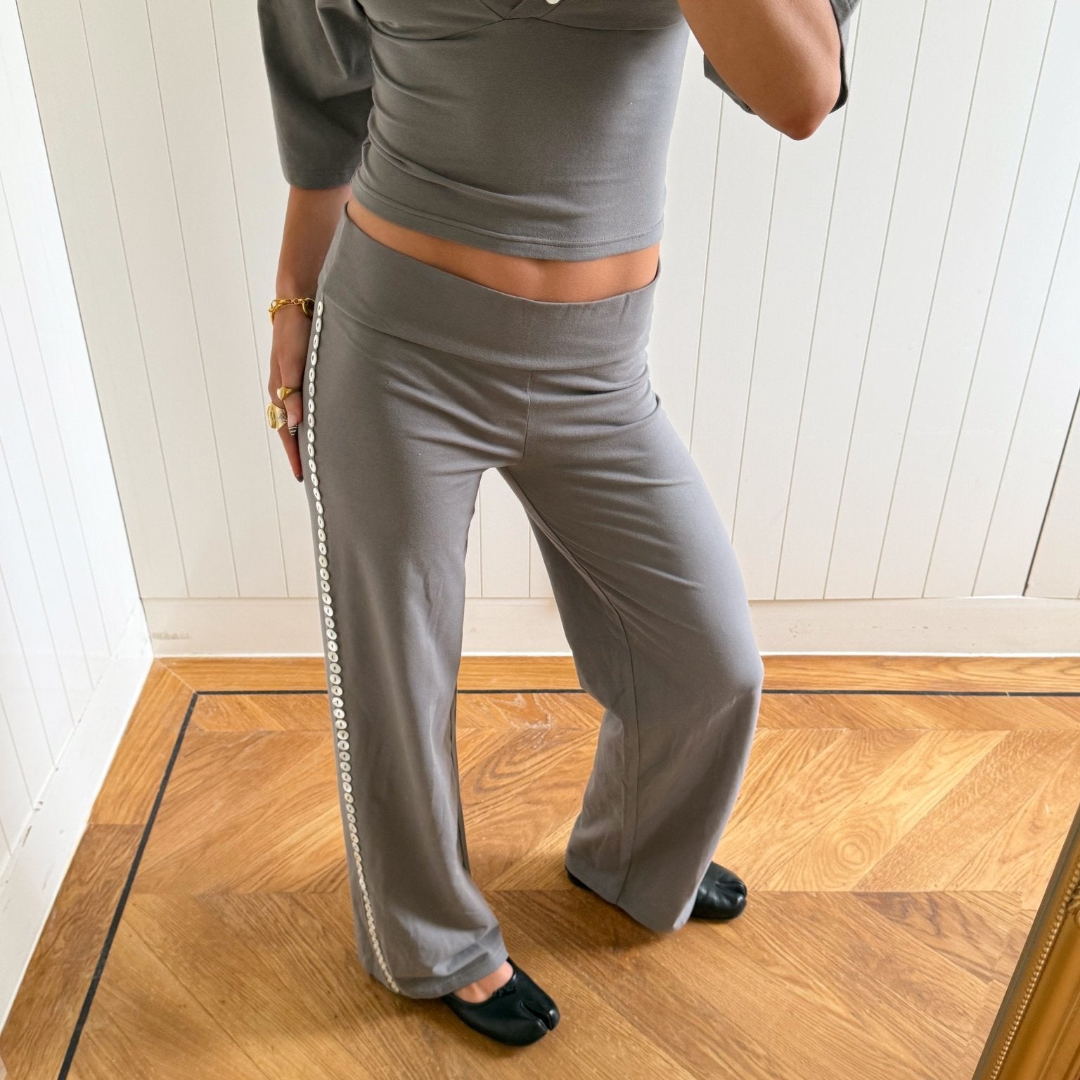 COMING SOON - MAEVE SHELL BUTTONS PANTS IN SMOKE - scandivv