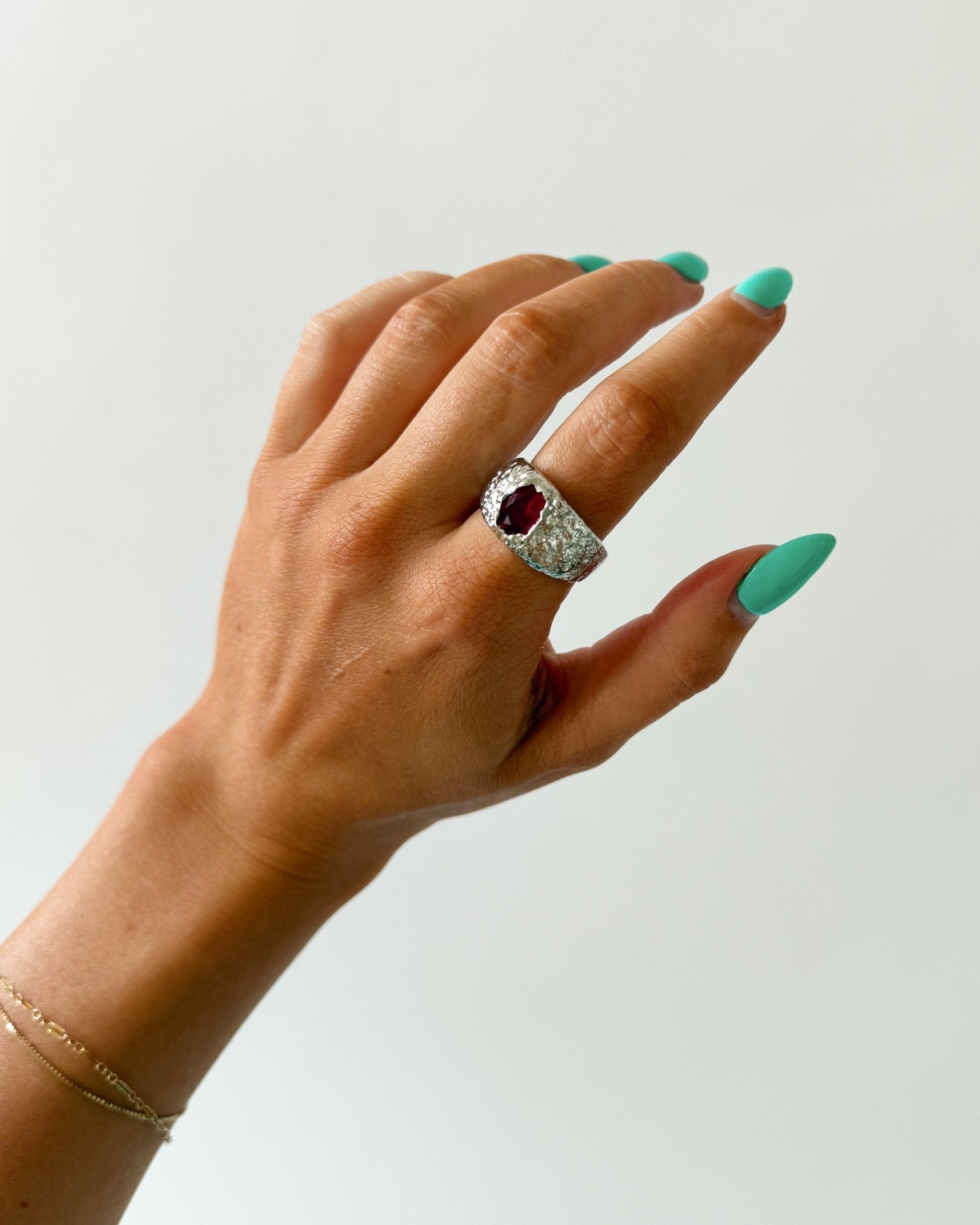BEER RING SILVER IN RED - scandivv