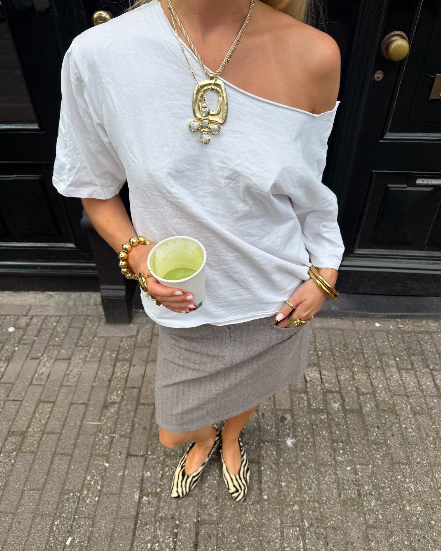 THIS IS HER STACK - scandivv