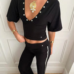 MAEVE SHELL BUTTONS V - NECK TOP IN BLACK - scandivv