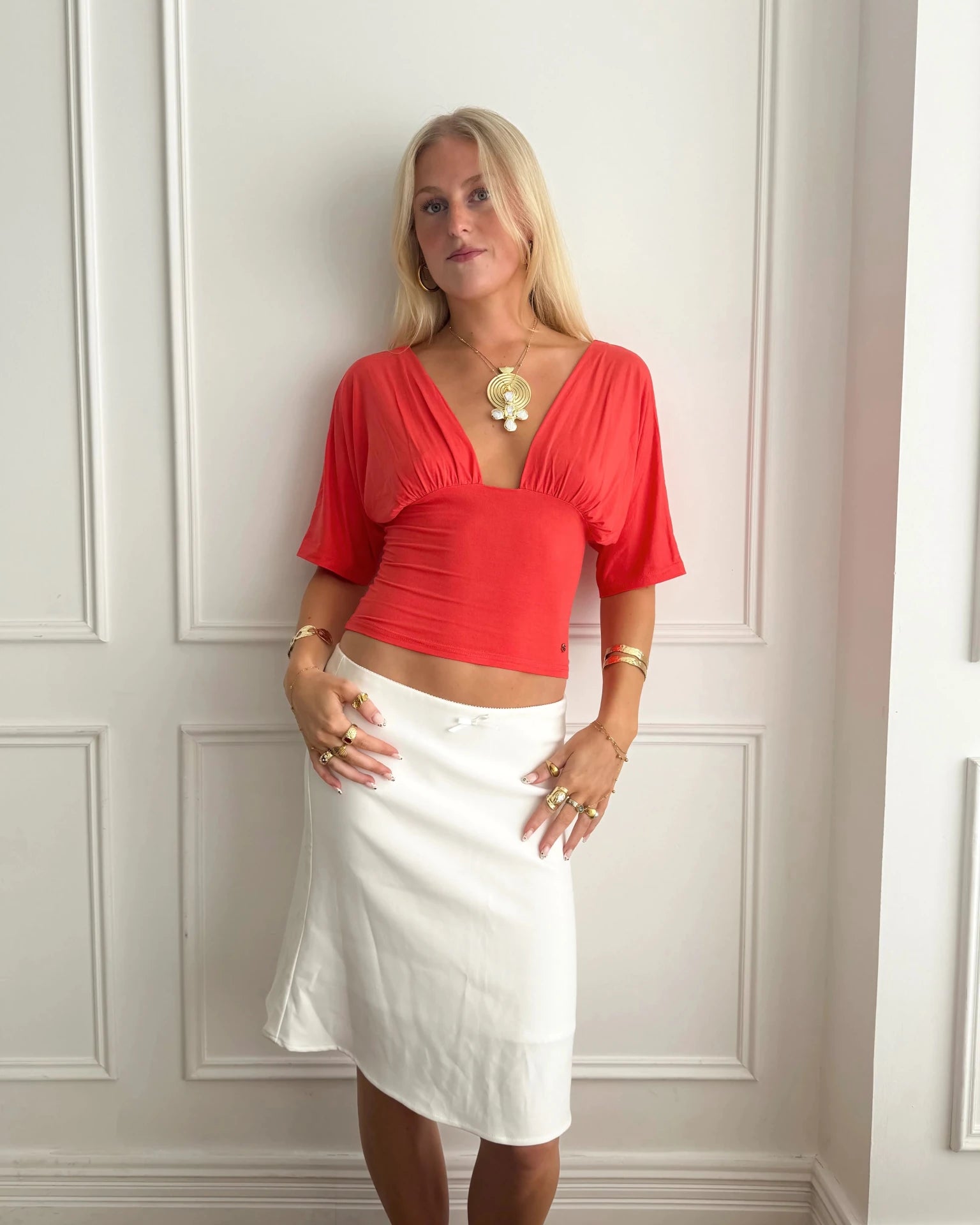 ANNA DEEP V DRAPED SLEEVE TOP IN CORAL RED - scandivv