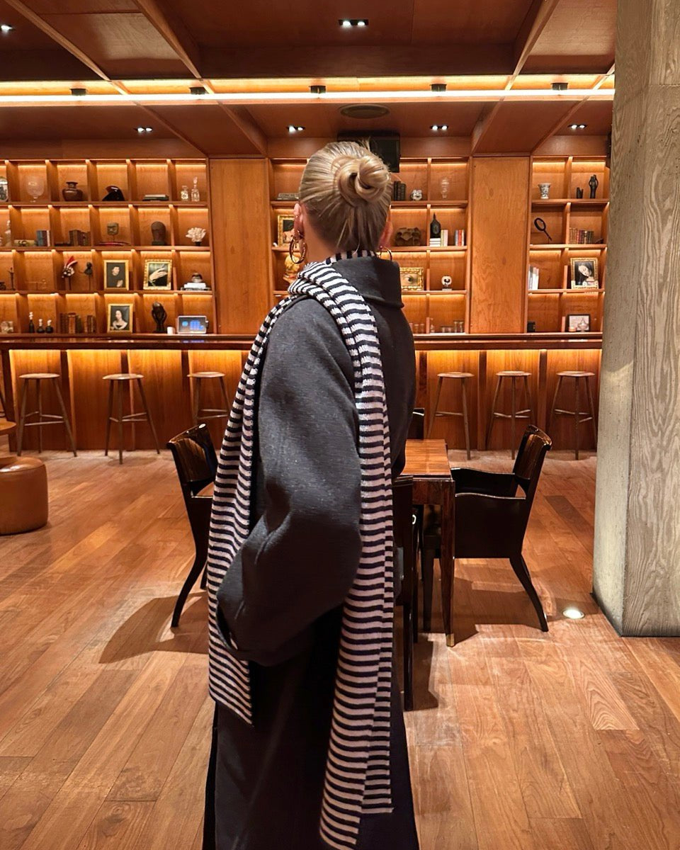 ALVA KNIT WITH SCARF IN NAVY AND GREY - scandivv