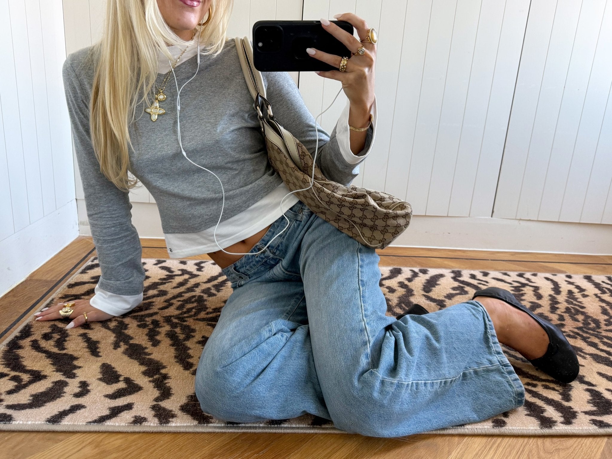 PREORDER - BILLIE LAYERED LONG SLEEVE TOP IN GREY/WHITE - scandivv
