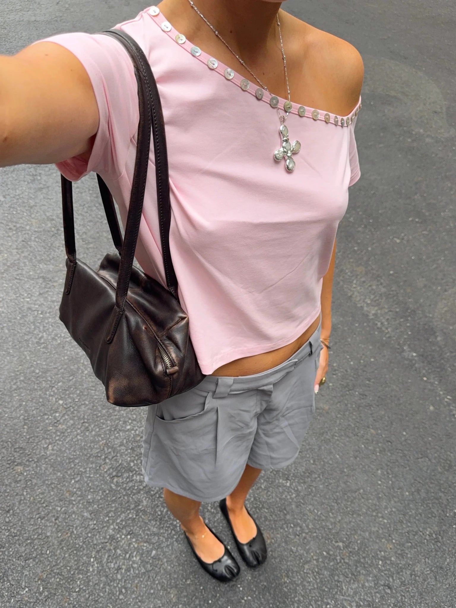 PREORDER - ADA TOP WITH SHELL BUTTONS IN PINK - scandivv