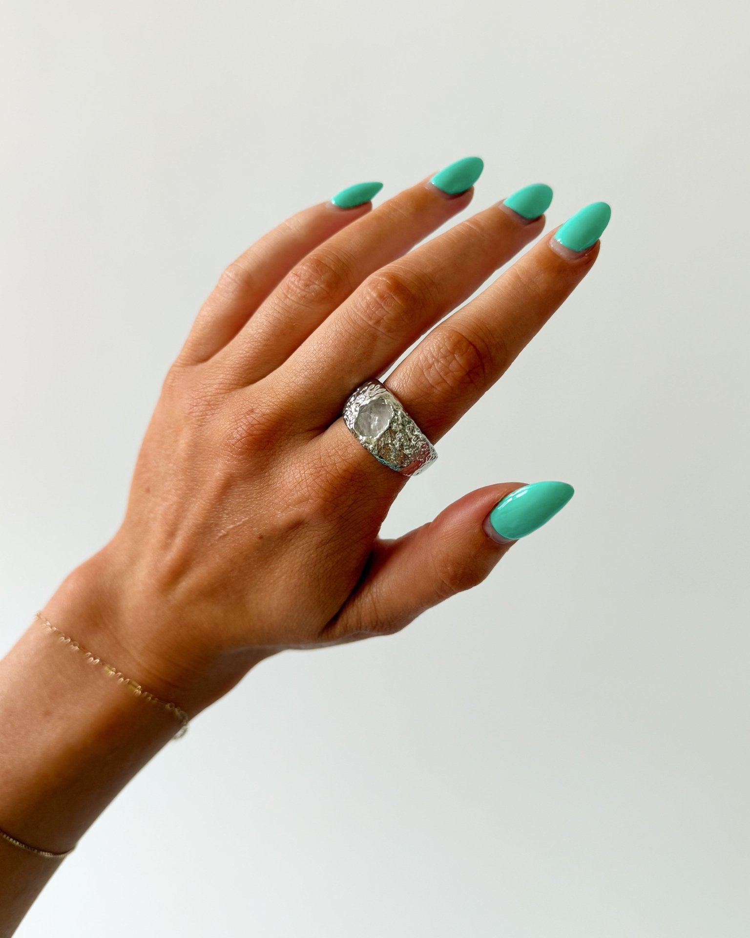 BEER RING SILVER IN WHITE - scandivv