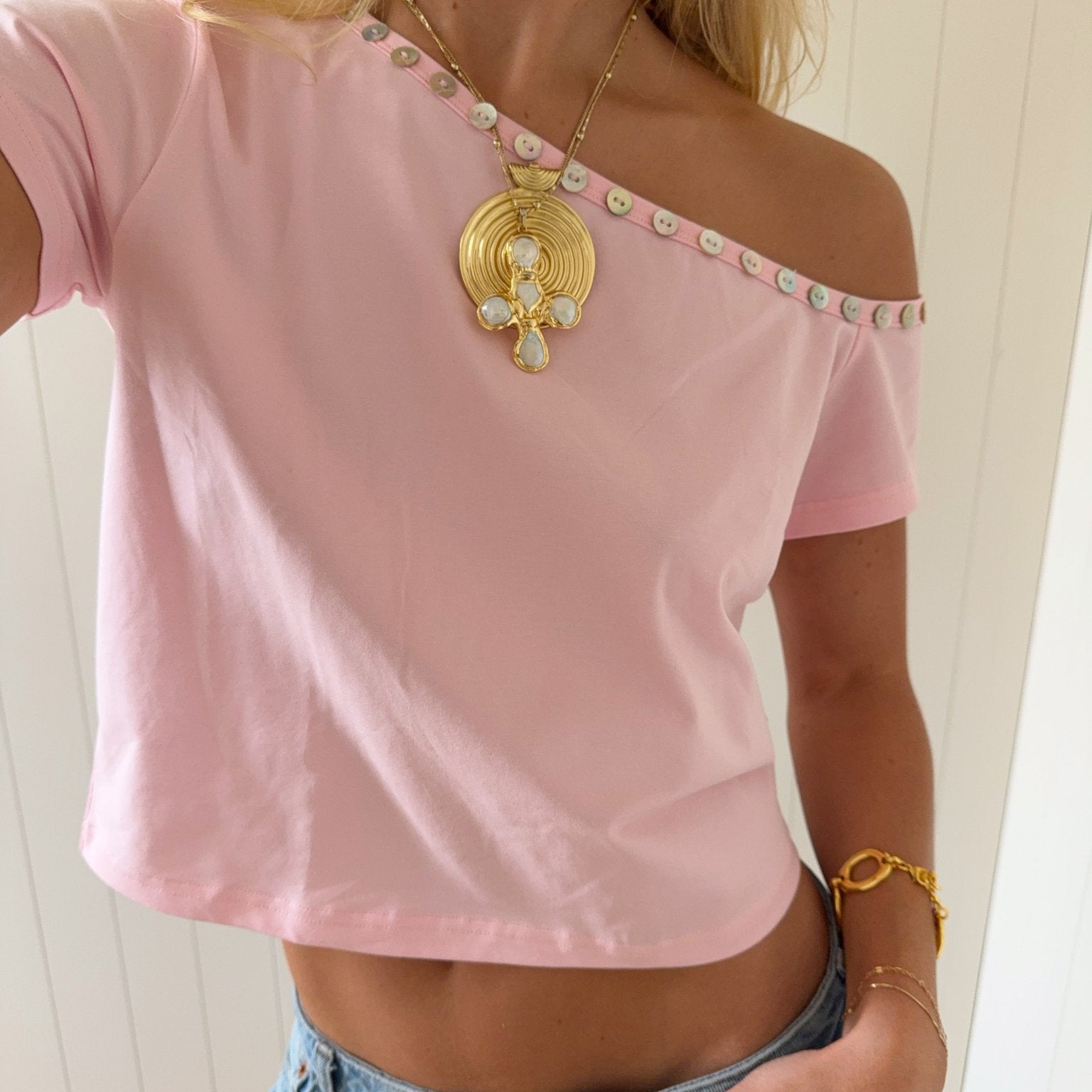 COMING SOON - ADA TOP WITH SHELL BUTTONS IN PINK - scandivv